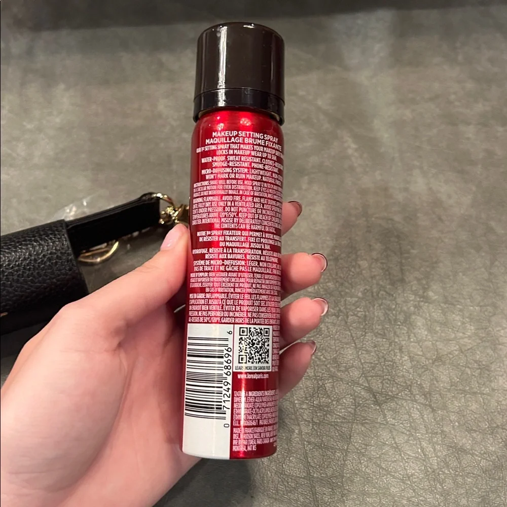 the L'Oréal Paris Infallible 3-Second Setting Mist- Original